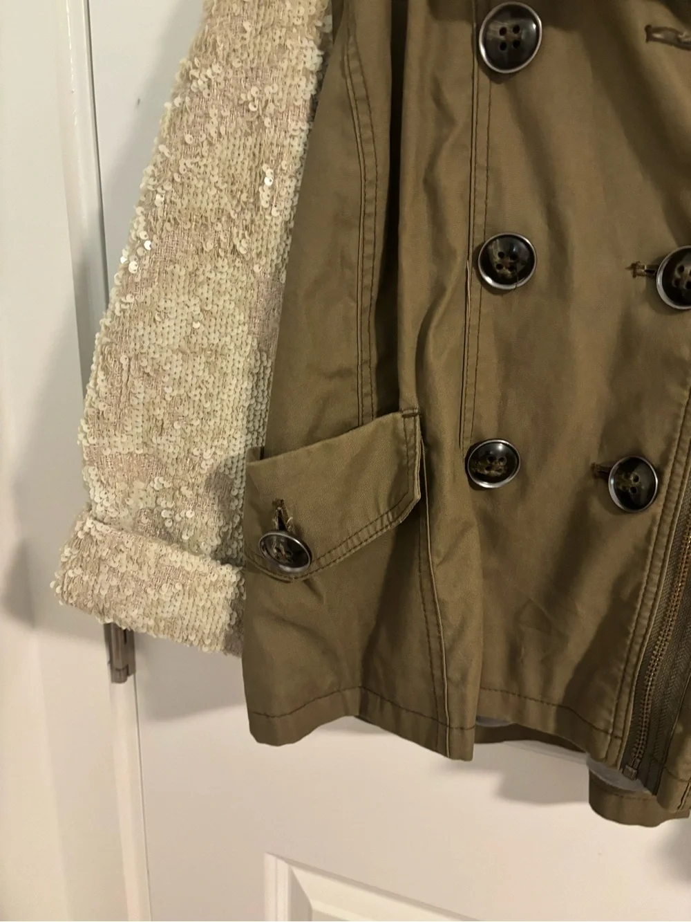 ANTHROPOLOGIE Hei Hei Sequin Sleeve Military Jacket Size Medium